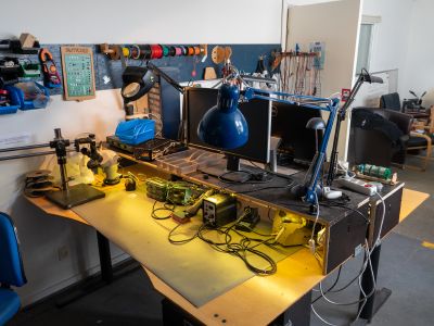 Electronics gallery image 2