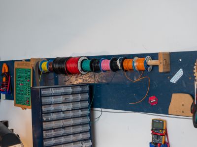 Electronics gallery image 8