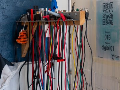 Electronics gallery image 9